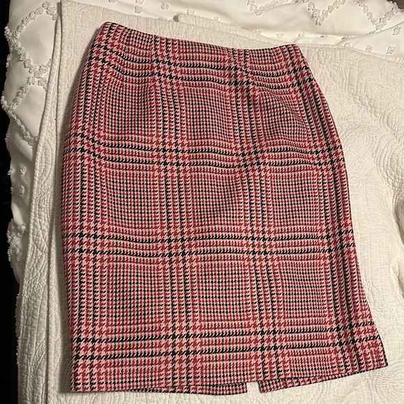 Talbots pink plaid pencil skirt size 6 - Picture 1 of 7